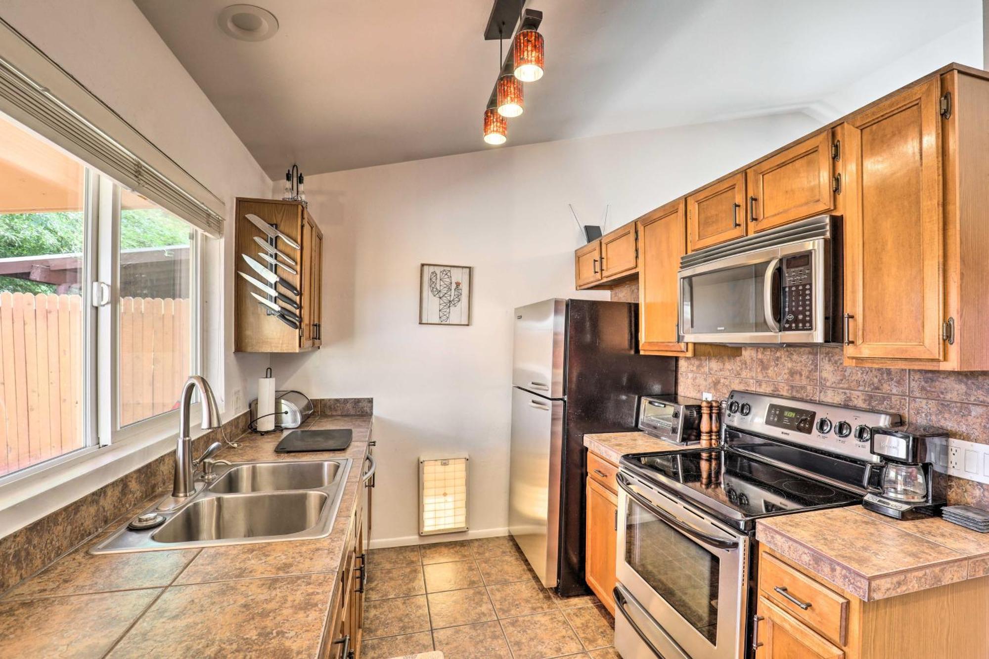 East Tucson House With Private Backyard And Fire Pit Villa Eksteriør bilde